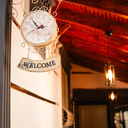 Hotel Melrose 3*