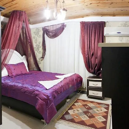 Melrose House 3* פמוקלה