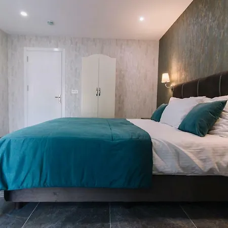 Hotel Melrose House